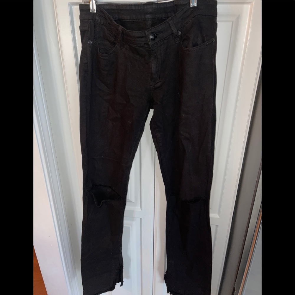 BCBG MAXAZRIA‎ destroyed black jeans sz 30